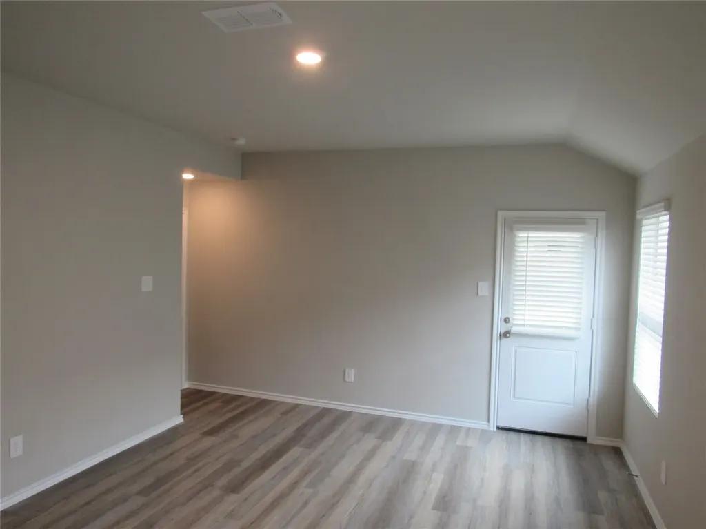 1612 Tin Roof Road Krum TX 76249