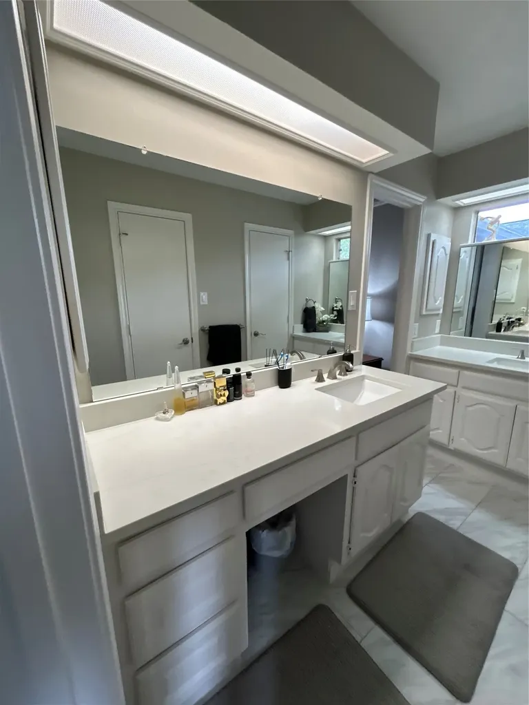 6014 Daven Oaks Drive Dallas TX 75248