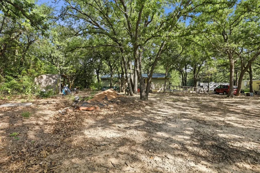 1135 County Road 2005 Glen Rose TX 76690