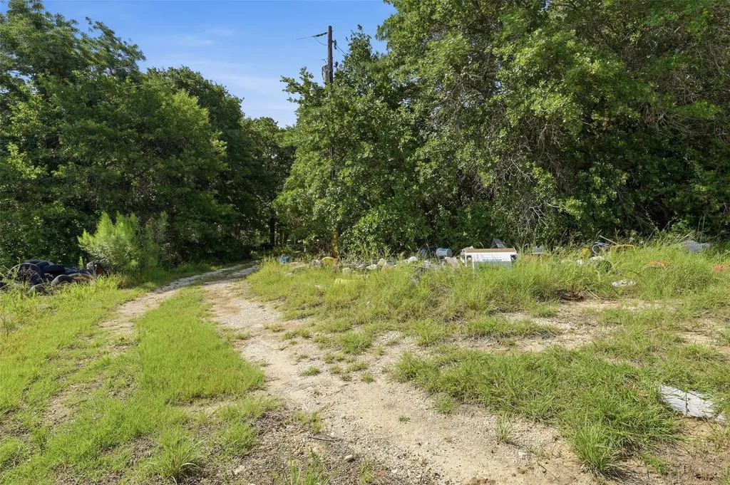 1135 County Road 2005 Glen Rose TX 76690