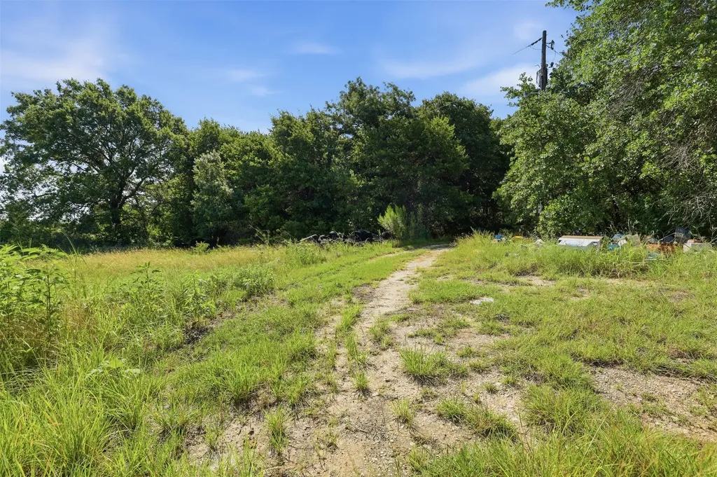1135 County Road 2005 Glen Rose TX 76690