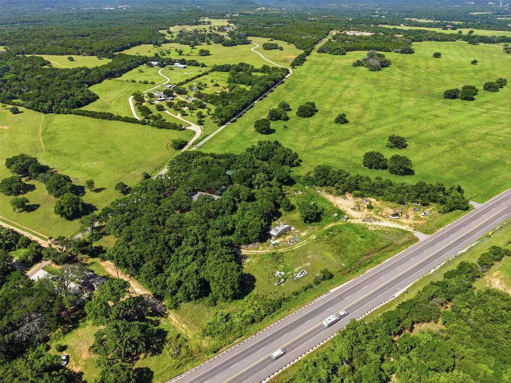1135 County Road 2005 Glen Rose TX 76690