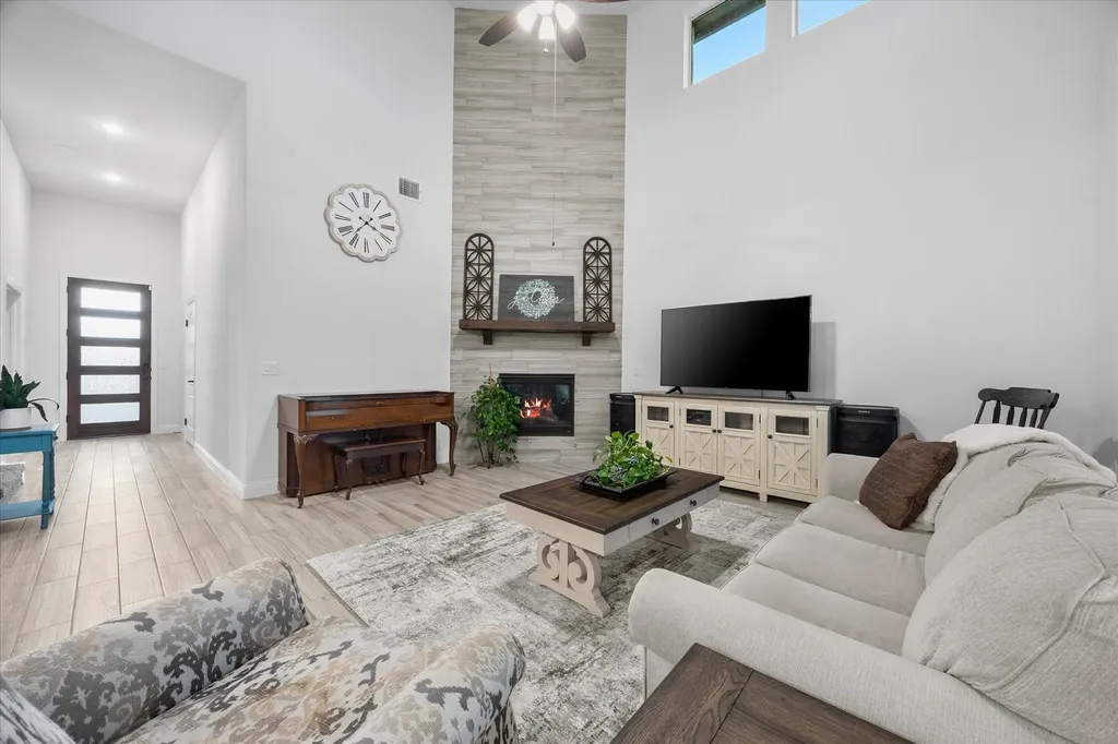 1904 Frediano Lane Mclendon Chisholm TX 75032