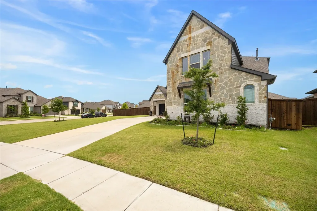 1904 Frediano Lane Mclendon Chisholm TX 75032