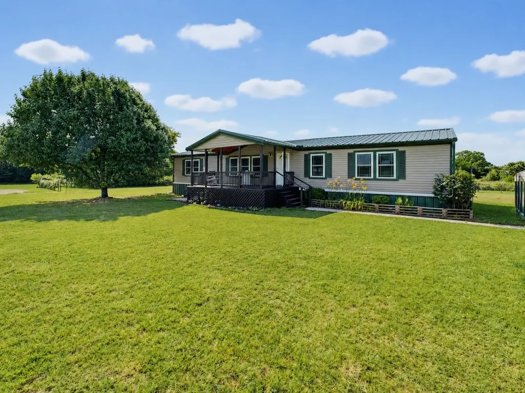 212 Private Road 1307 Bridgeport TX 76426