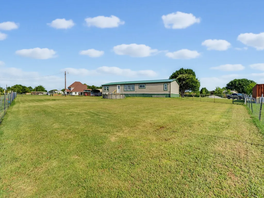 212 Private Road 1307 Bridgeport TX 76426