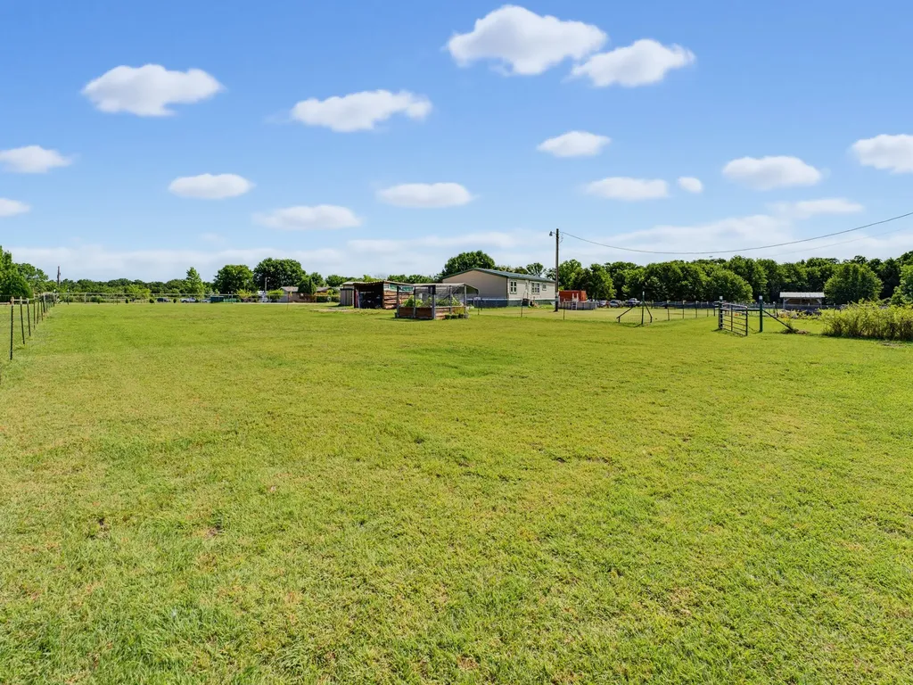 212 Private Road 1307 Bridgeport TX 76426