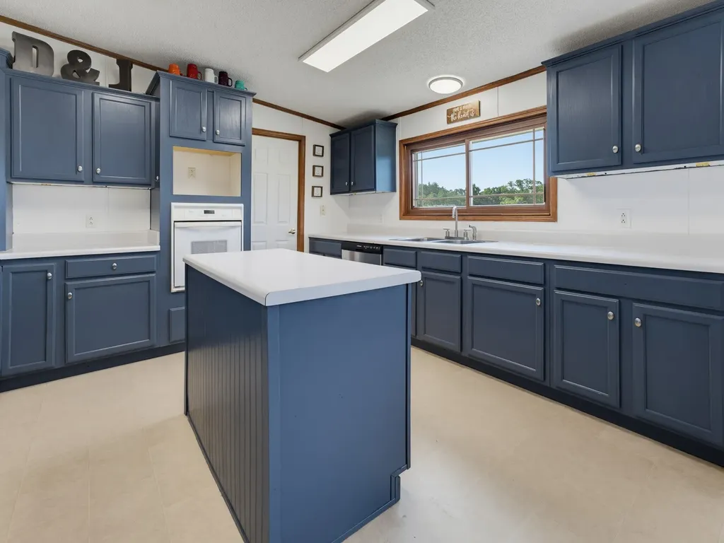 212 Private Road 1307 Bridgeport TX 76426