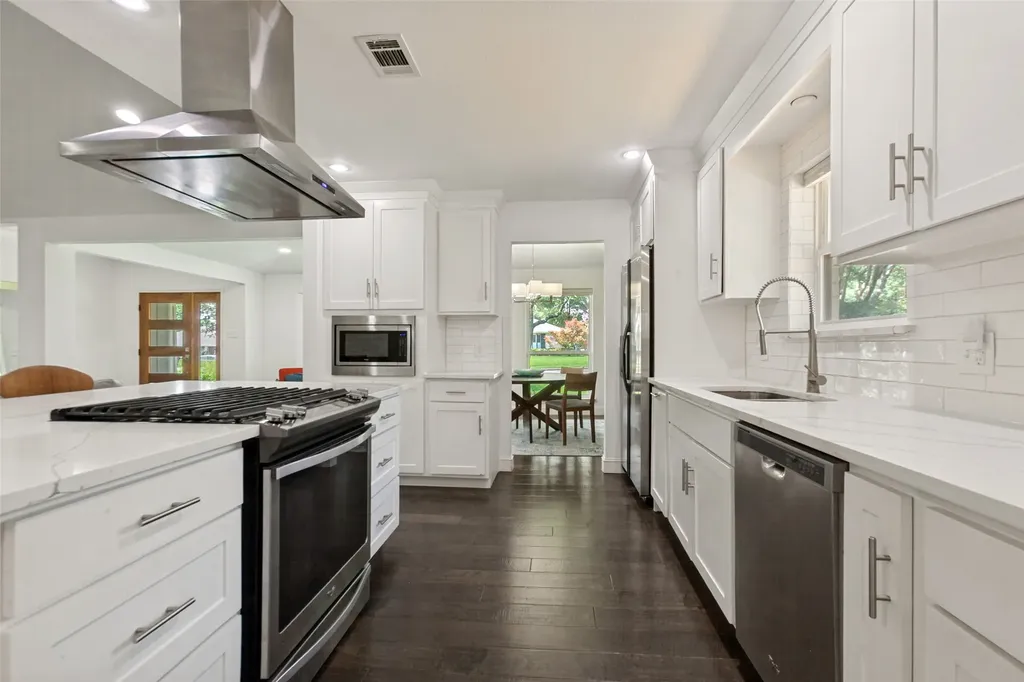 2 Vista Cliff Place Richardson TX 75080