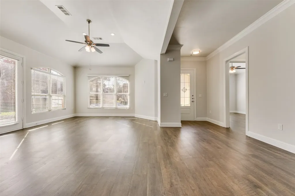 8841 Creek Run Road Fort Worth TX 76120