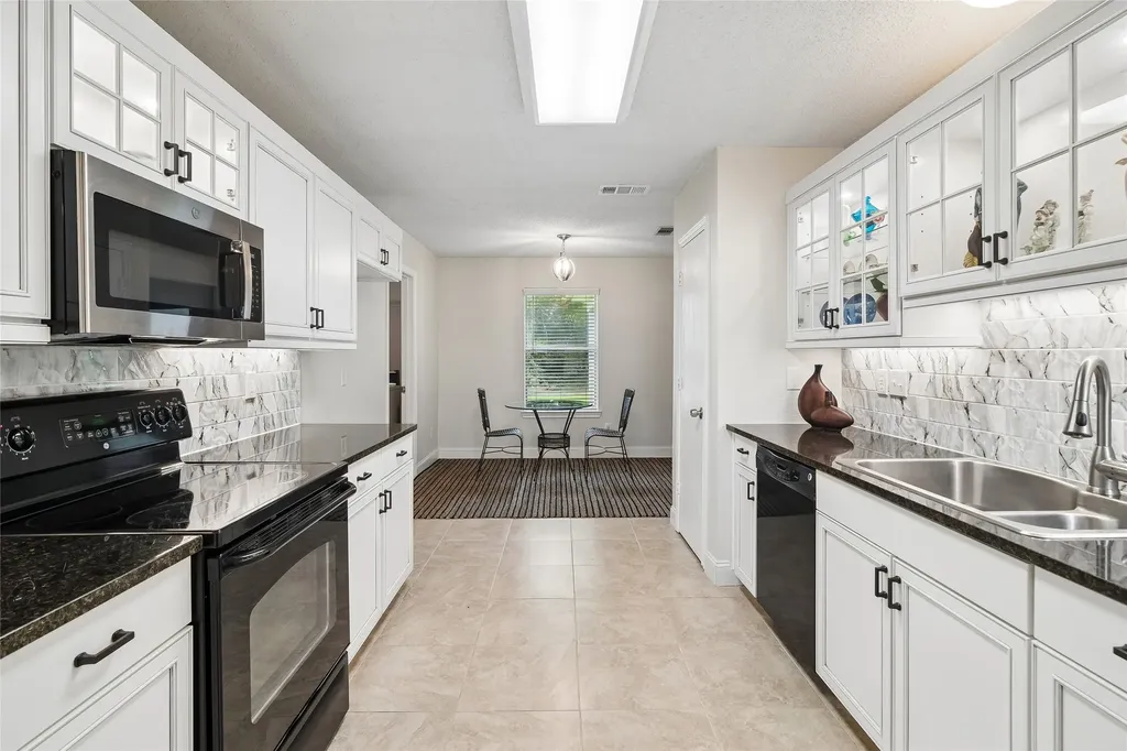 855 Cross Timbers Drive Lowry Crossing TX 75069