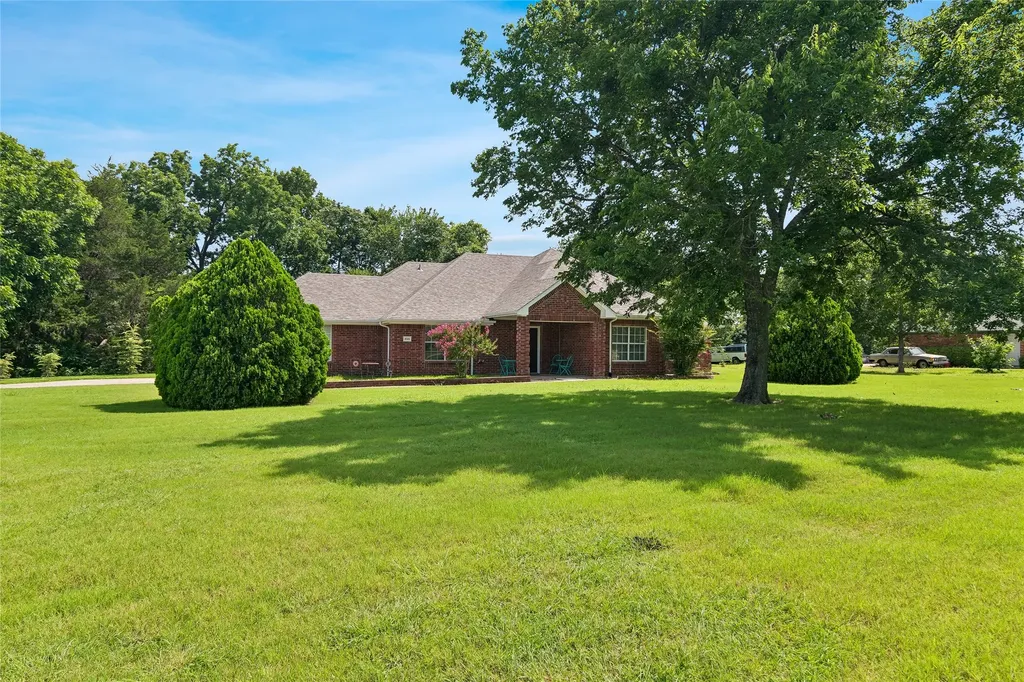 855 Cross Timbers Drive Lowry Crossing TX 75069