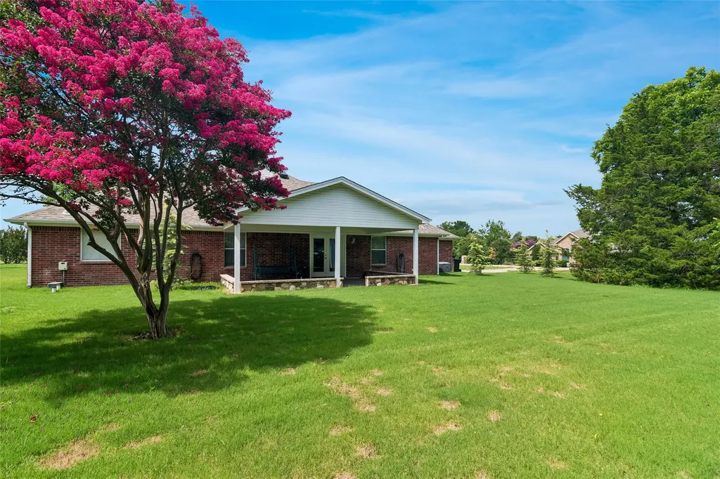 855 Cross Timbers Drive Lowry Crossing TX 75069