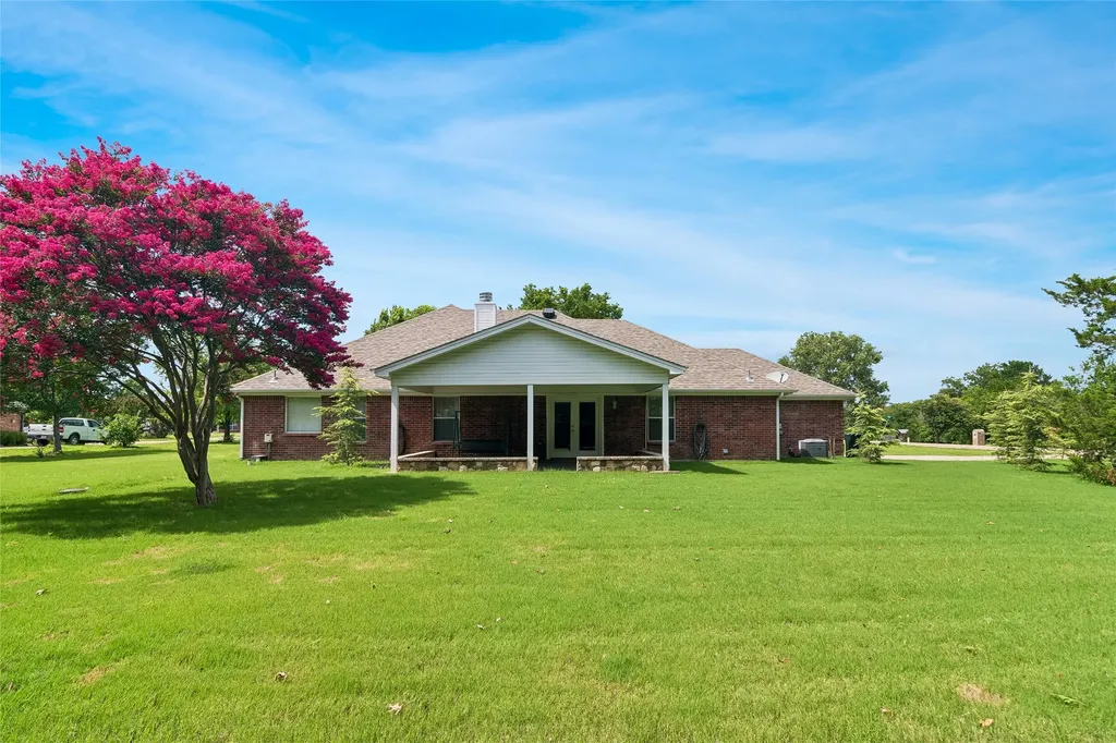 855 Cross Timbers Drive Lowry Crossing TX 75069