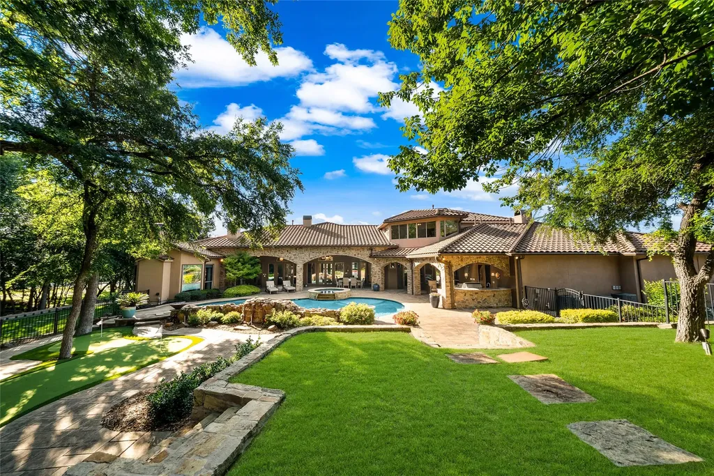 1739 Bison Meadow Lane Heath TX 75032