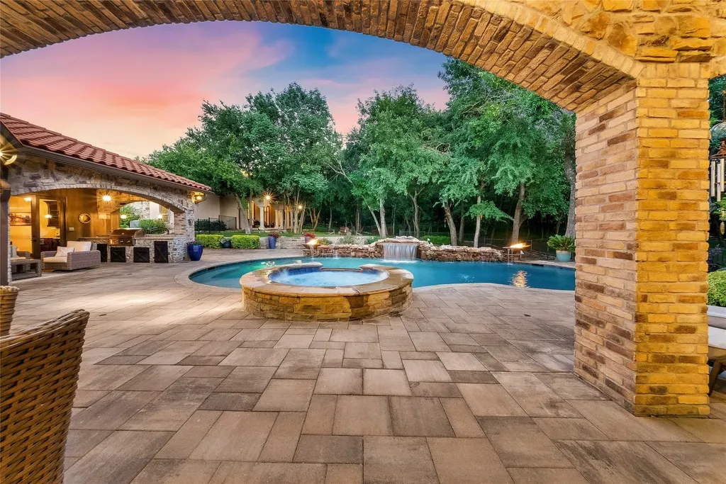 1739 Bison Meadow Lane Heath TX 75032