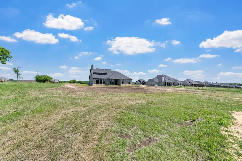2561 Posey Lane Waxahachie TX 75167
