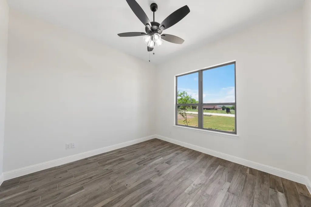 2561 Posey Lane Waxahachie TX 75167