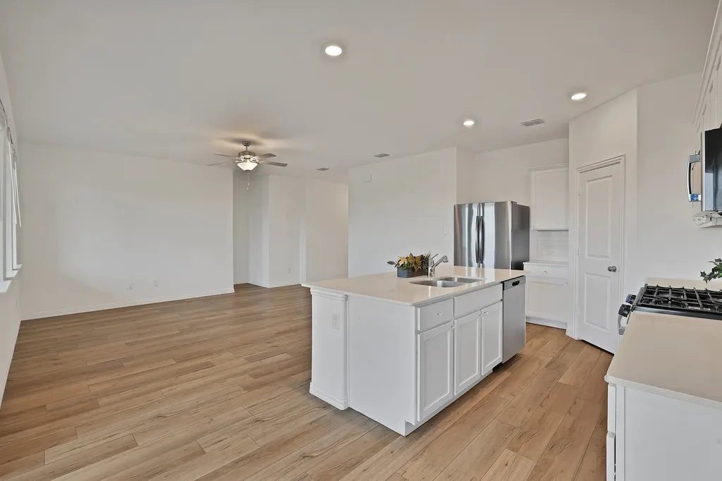 3204 Renaissance Drive Denton TX 76207
