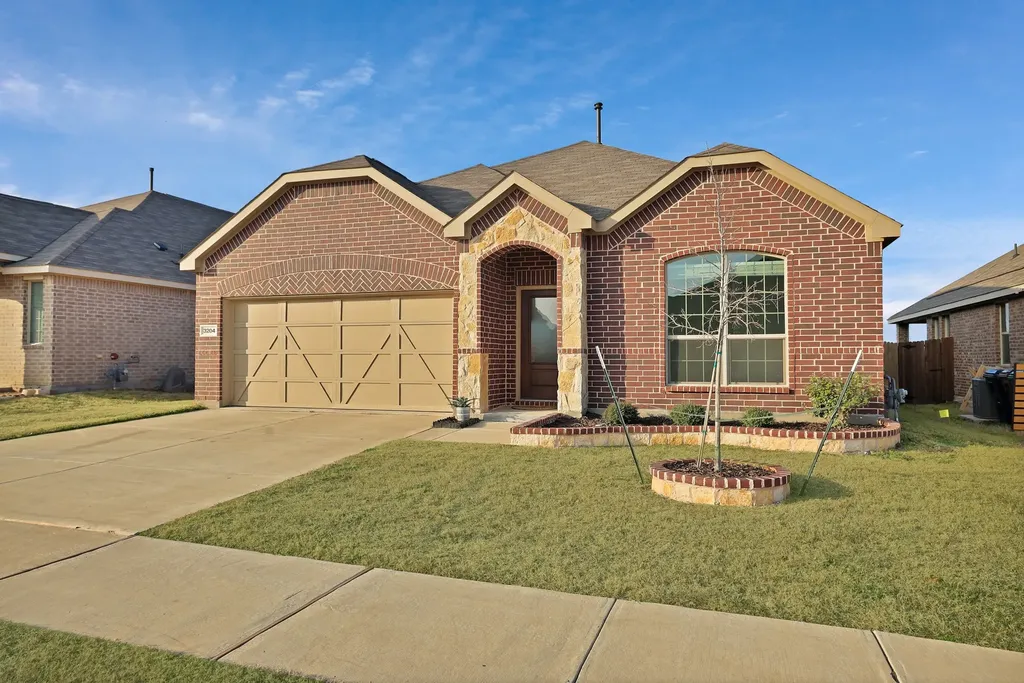 3204 Renaissance Drive Denton TX 76207