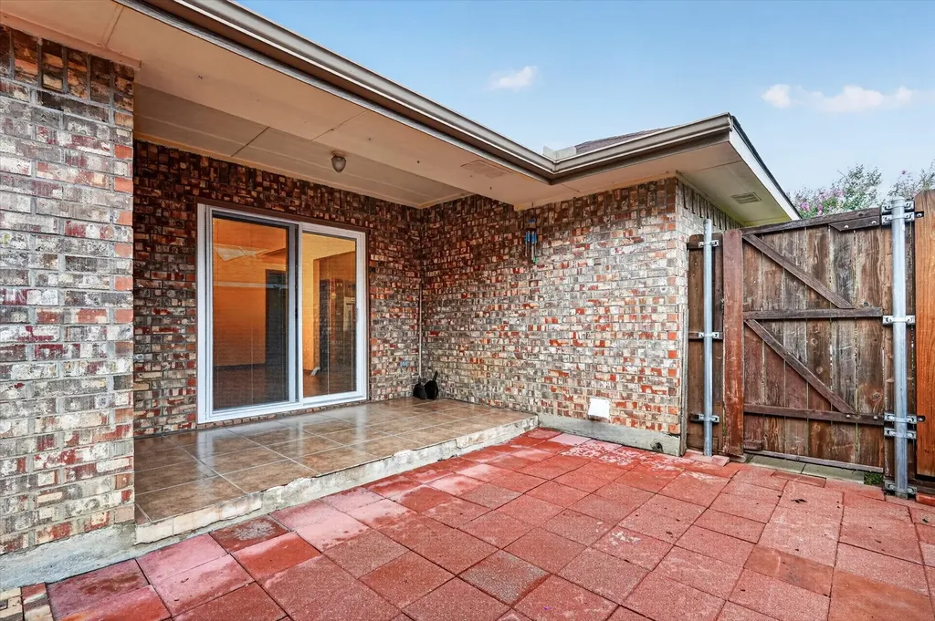 1412 Paco Trail Denton TX 76209