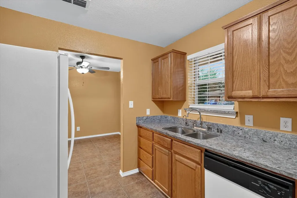 1412 Paco Trail Denton TX 76209