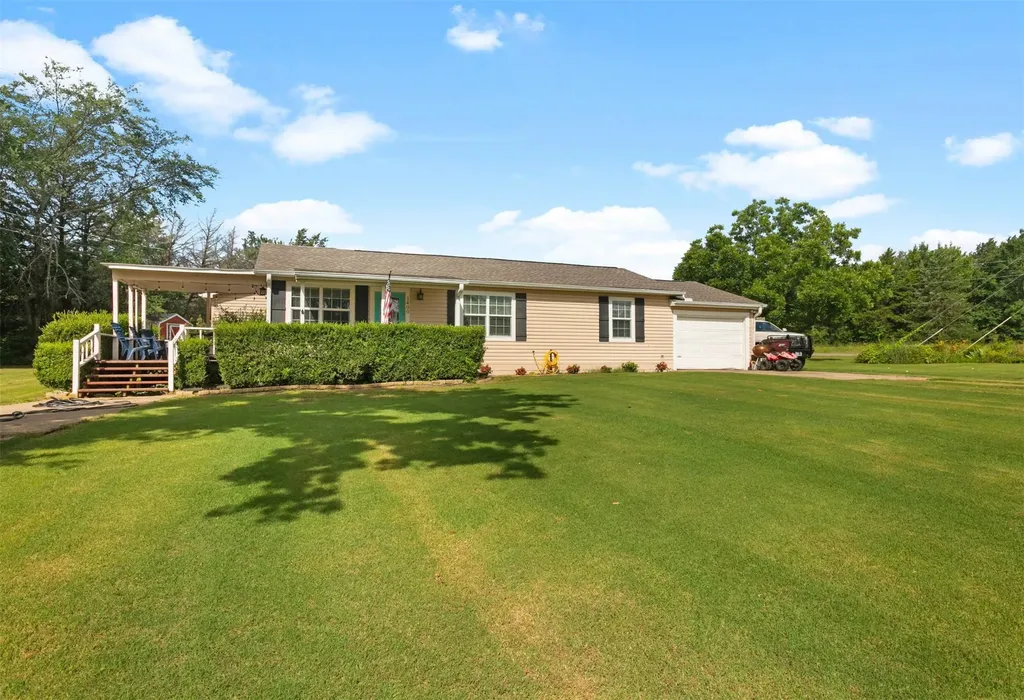 1400 Nunn Circle Bonham TX 75418