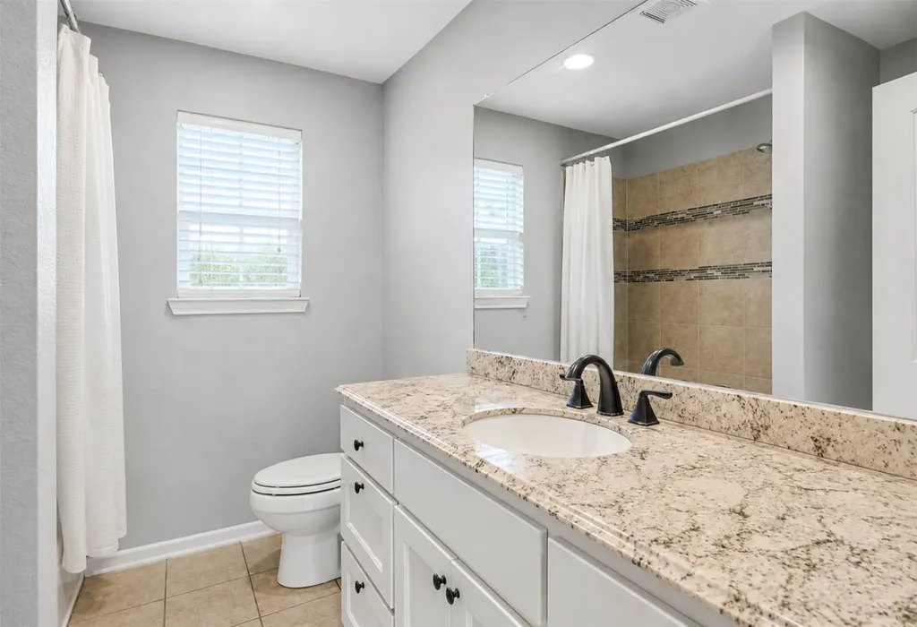 1400 Nunn Circle Bonham TX 75418