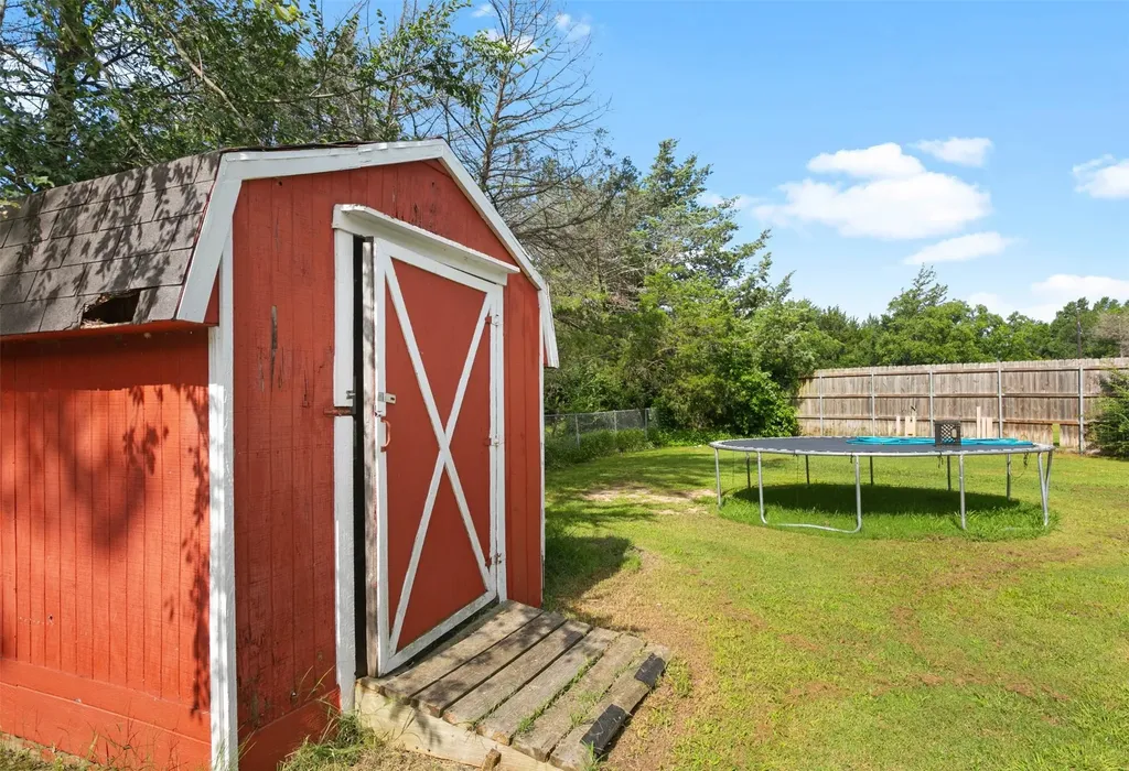 1400 Nunn Circle Bonham TX 75418
