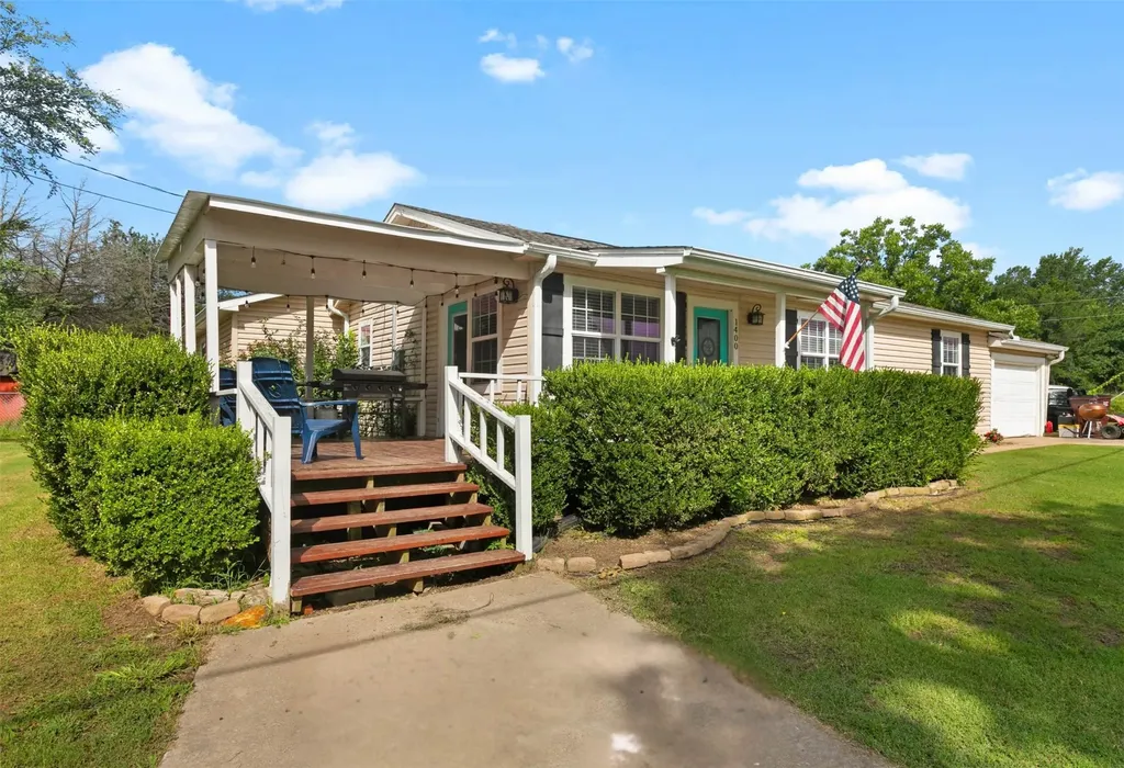 1400 Nunn Circle Bonham TX 75418