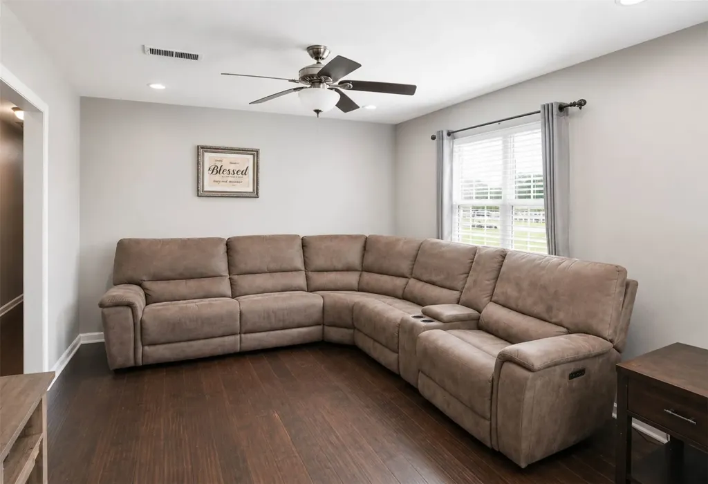 1400 Nunn Circle Bonham TX 75418