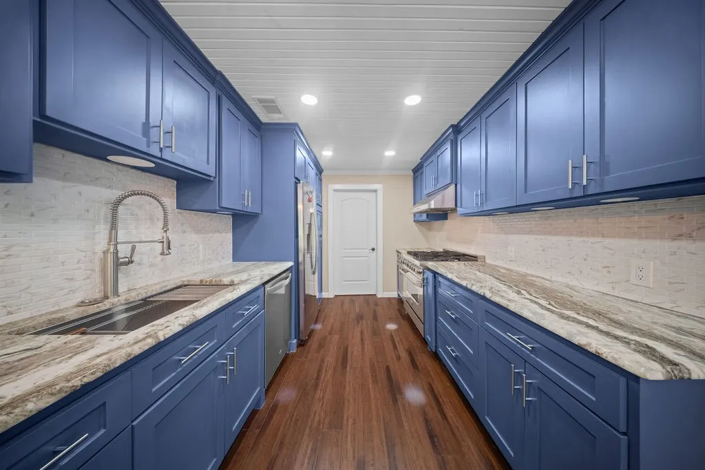 203 Farmer Drive Malakoff TX 75148