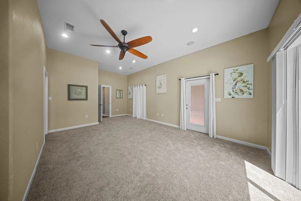 203 Farmer Drive Malakoff TX 75148