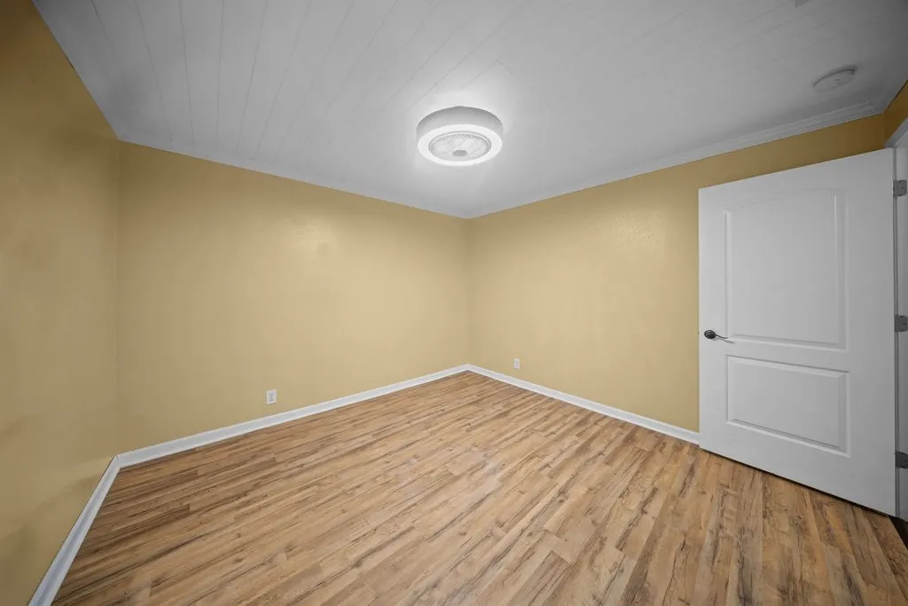 203 Farmer Drive Malakoff TX 75148