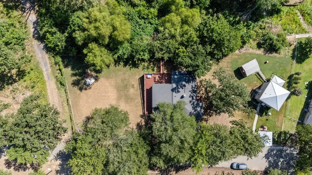 203 Farmer Drive Malakoff TX 75148
