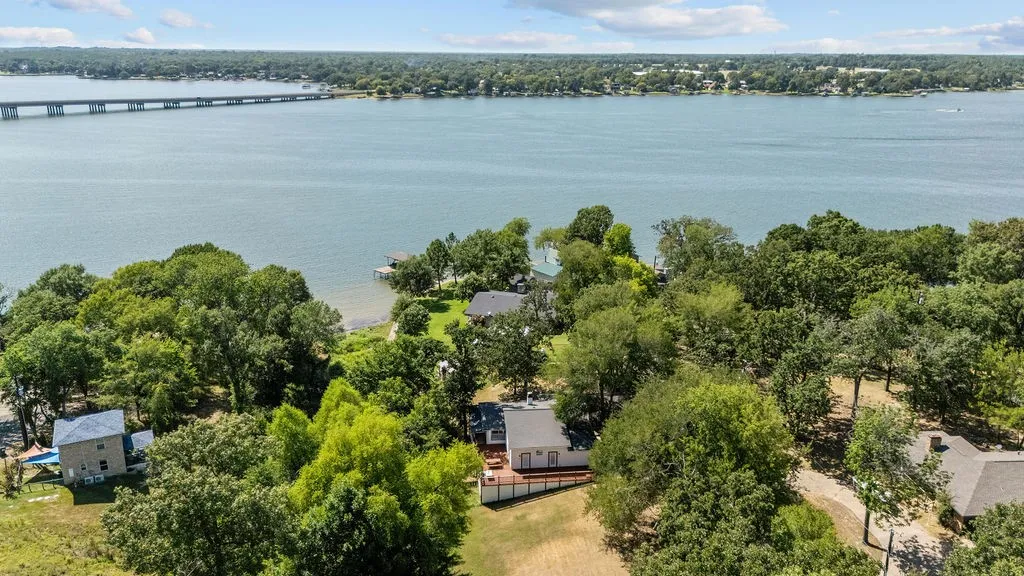 203 Farmer Drive Malakoff TX 75148