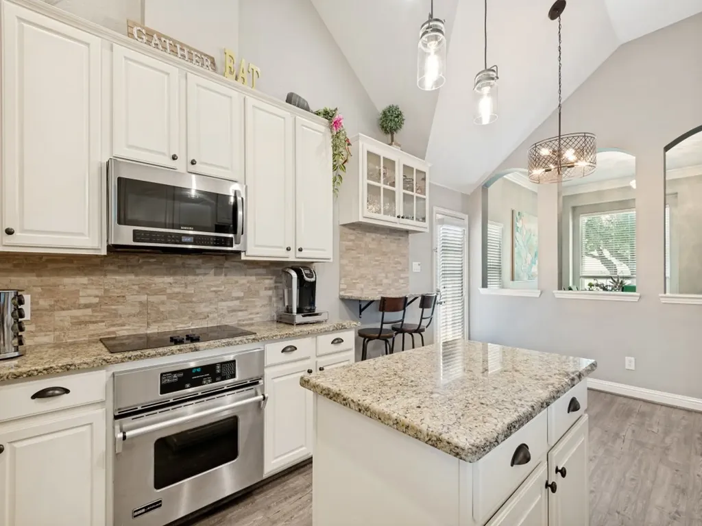 438 Southridge Way Irving TX 75063