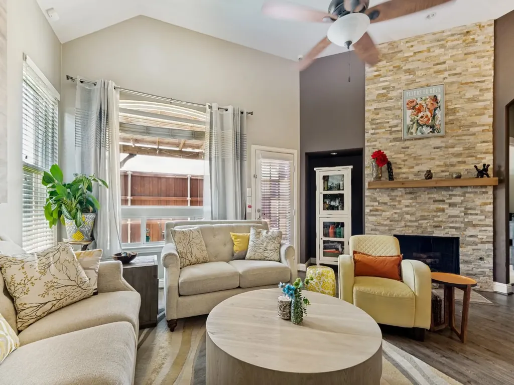 438 Southridge Way Irving TX 75063