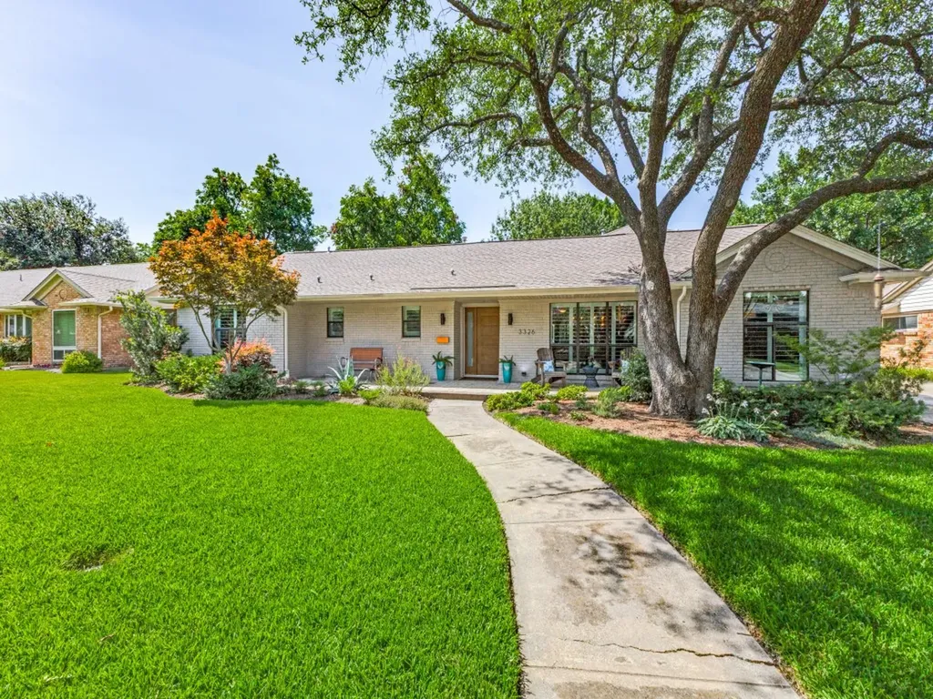 3326 Regent Drive Dallas TX 75229