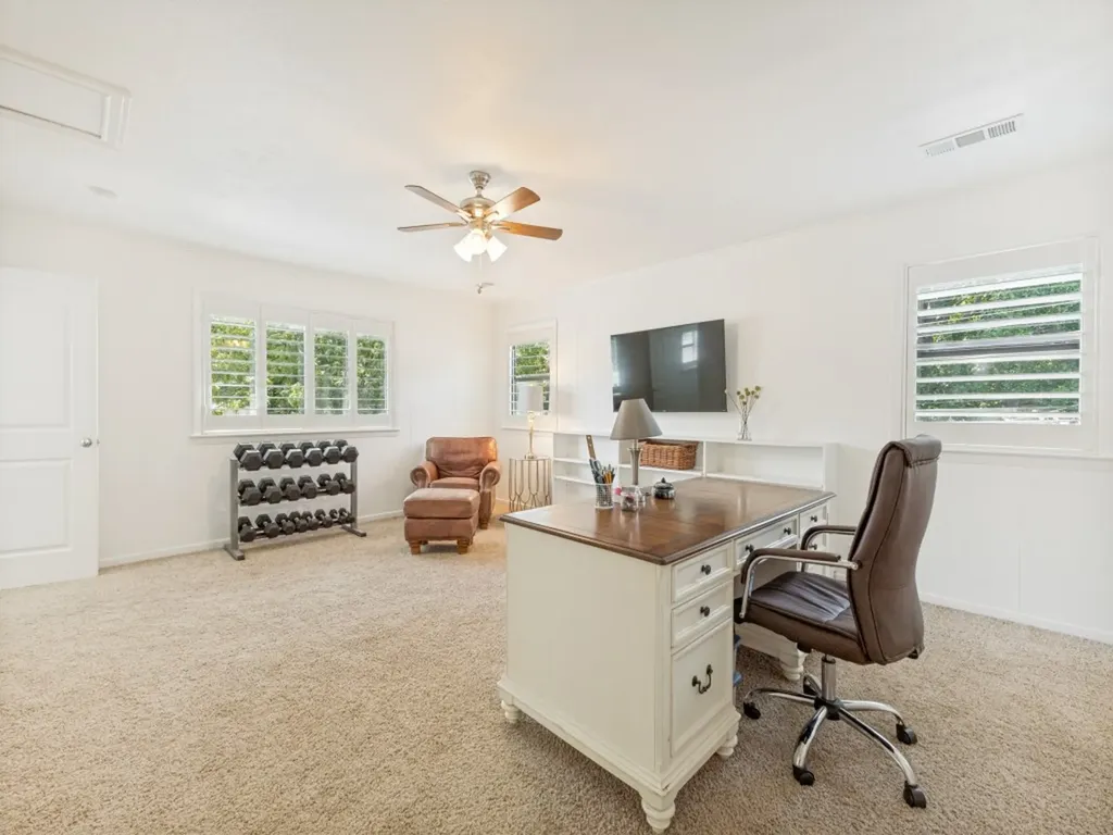 3326 Regent Drive Dallas TX 75229