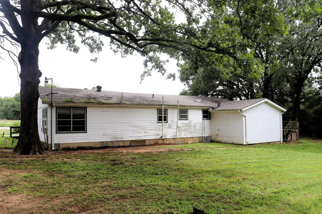 4366 E Interstate 30 Campbell TX 75422
