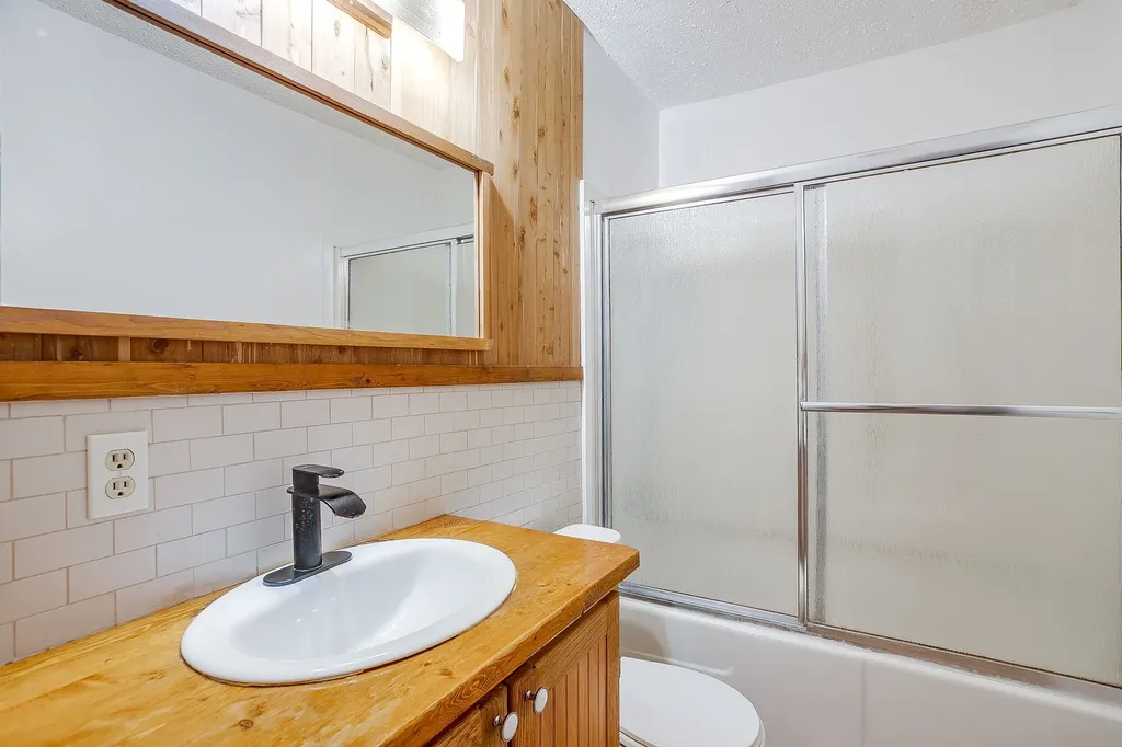 5711 Margewood Drive Dallas TX 75236