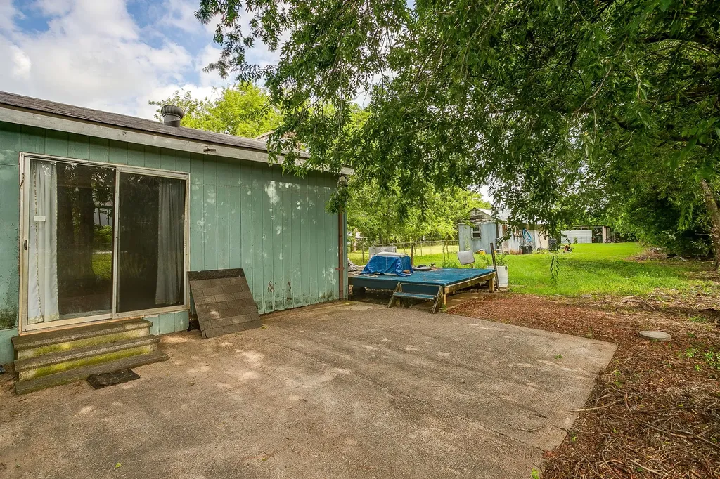 5711 Margewood Drive Dallas TX 75236