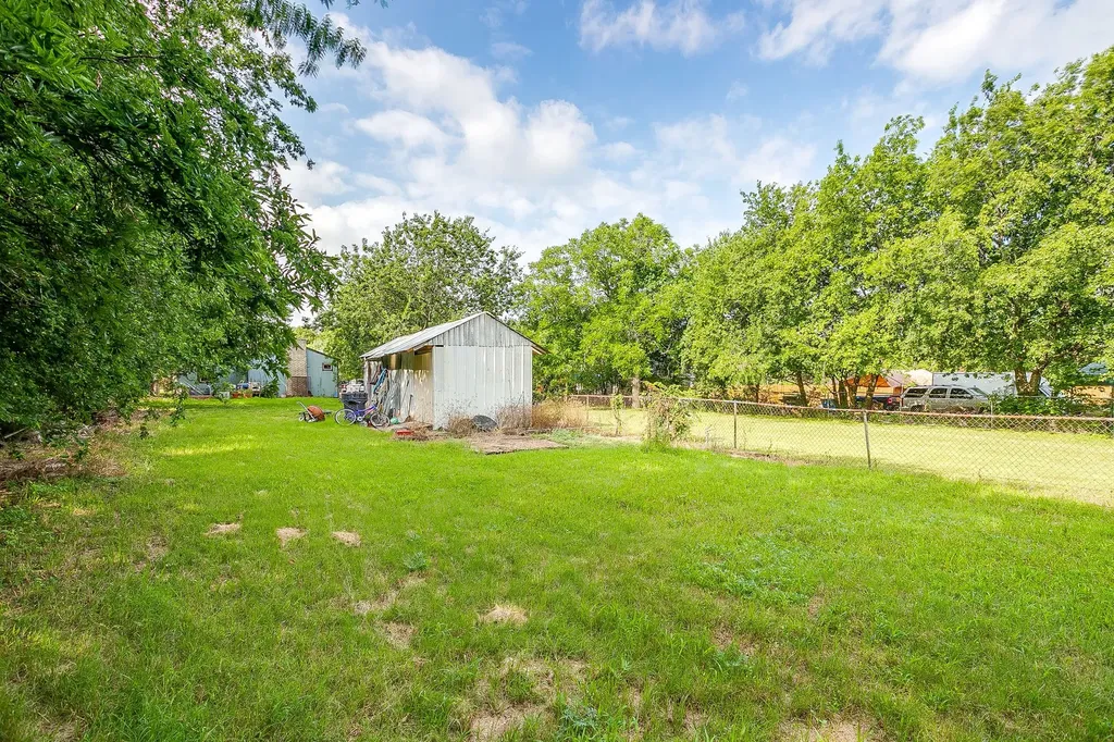 5711 Margewood Drive Dallas TX 75236