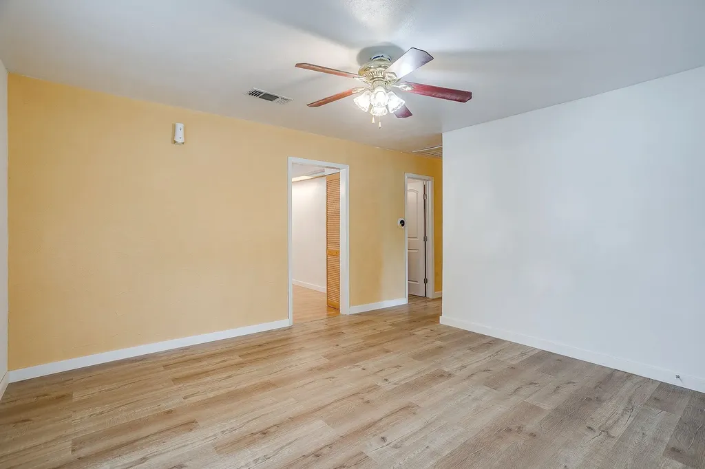 5711 Margewood Drive Dallas TX 75236