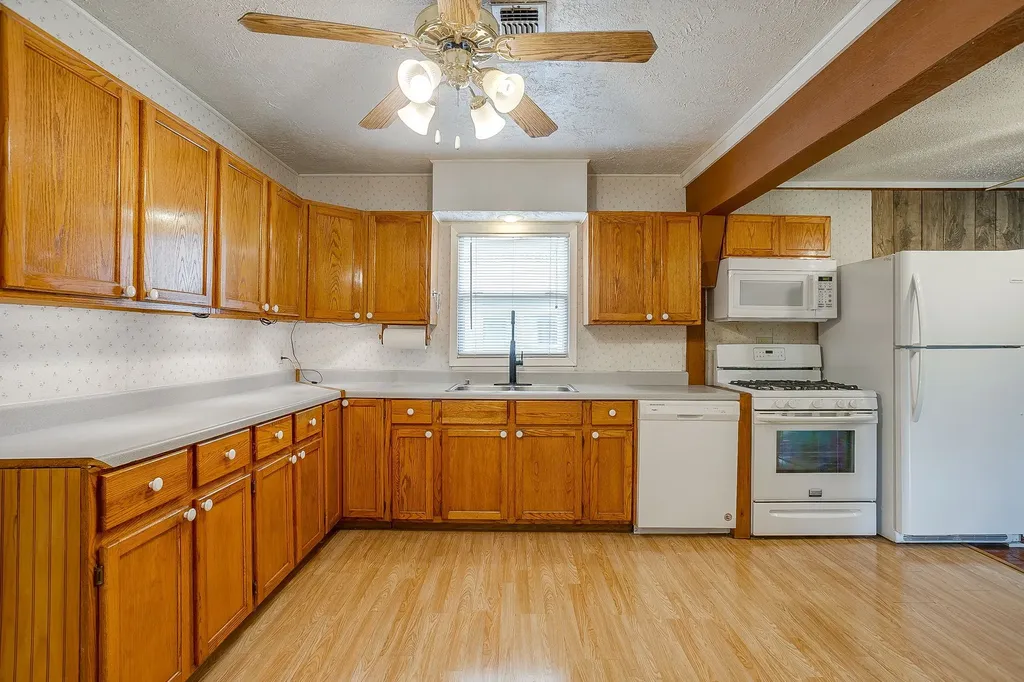 5711 Margewood Drive Dallas TX 75236
