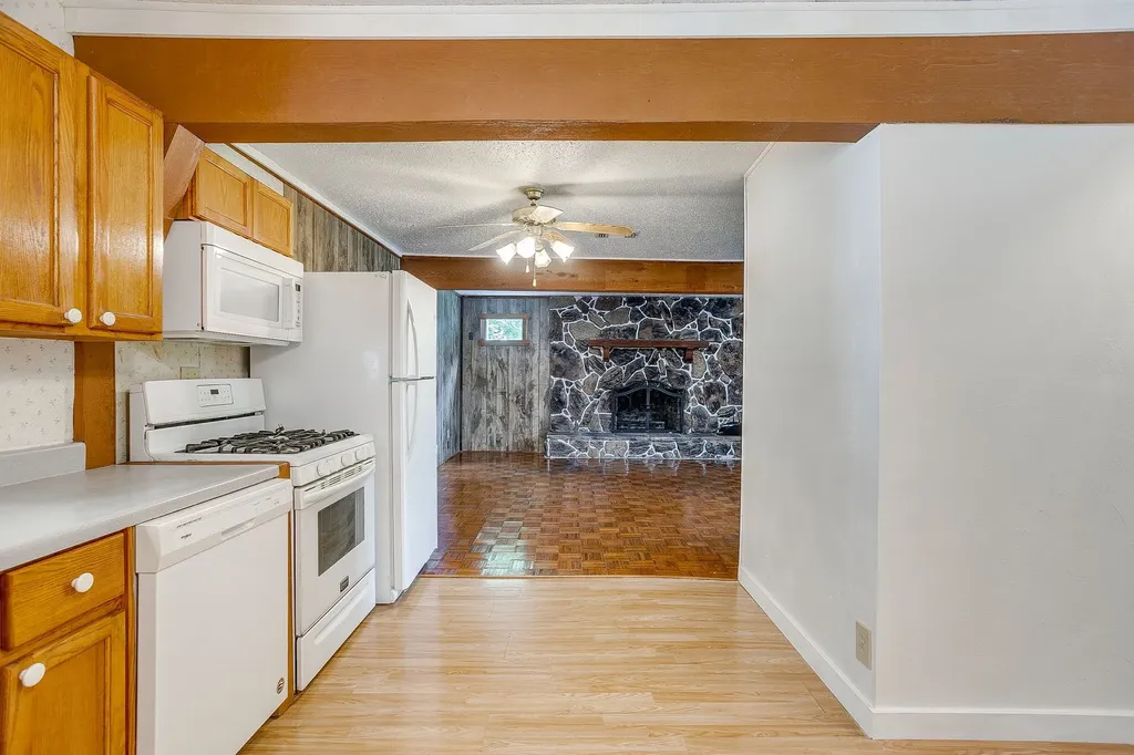 5711 Margewood Drive Dallas TX 75236