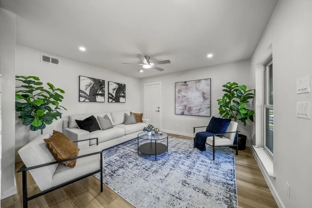 3654 Ridgebriar Drive Dallas TX 75234