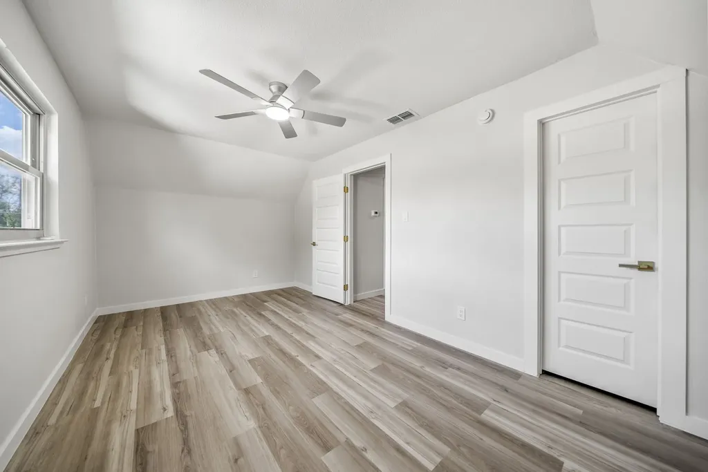 3654 Ridgebriar Drive Dallas TX 75234