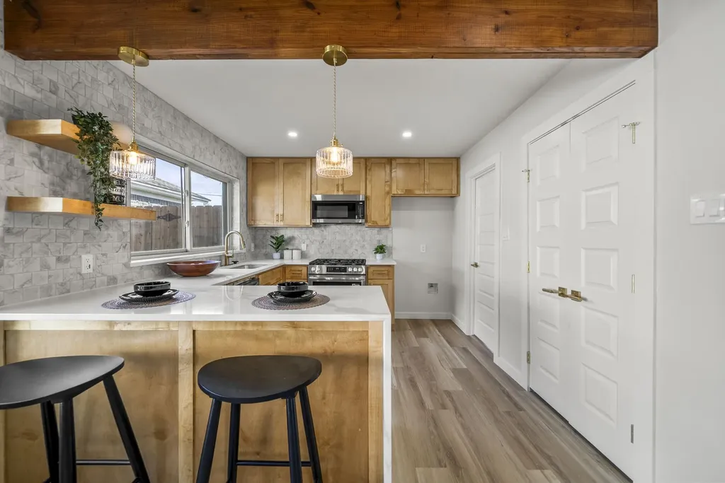 3654 Ridgebriar Drive Dallas TX 75234